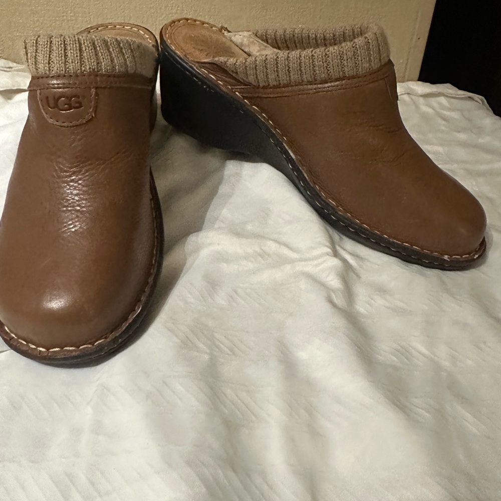 UGG Gael Wedge Clogs